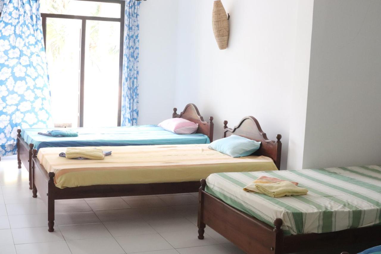 Long Beach Guest House Hikkaduwa Zewnętrze zdjęcie