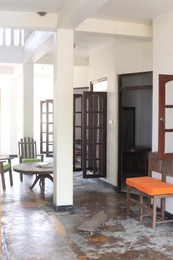 Long Beach Guest House Hikkaduwa Zewnętrze zdjęcie